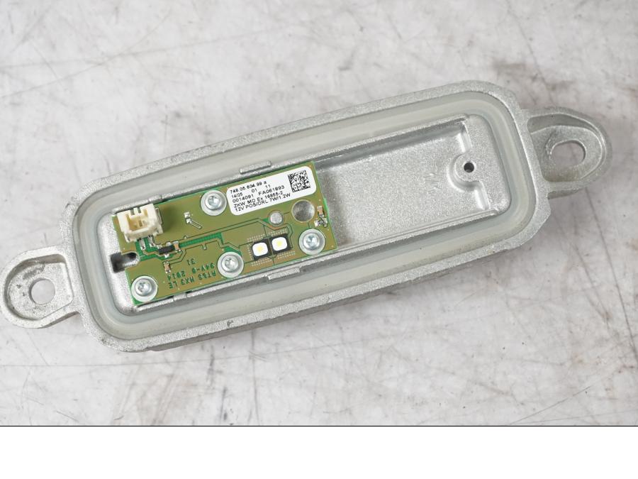 Vänster sida på Positionsljus från en BMW K 1600 GTL -2015 motorcykel.