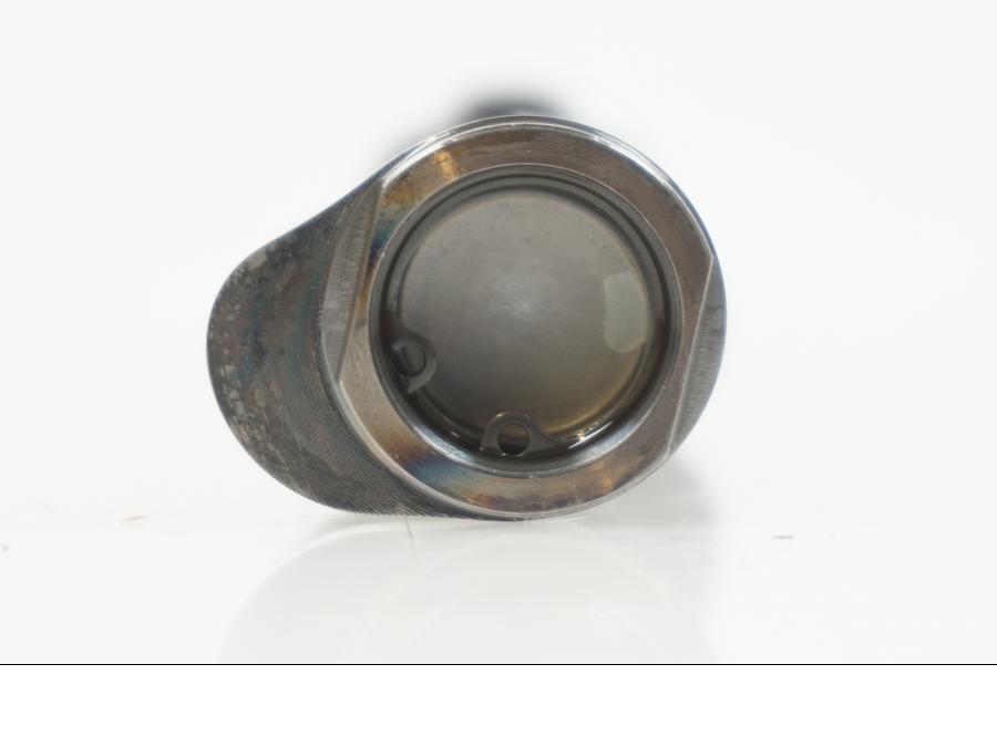 Baksidan på Kamaxel från en BMW F 850 GS -2019 motorcykel.