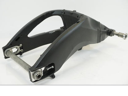 Höger sida på Sving från en Suzuki GSX-R 1000 -2009 motorcykel.