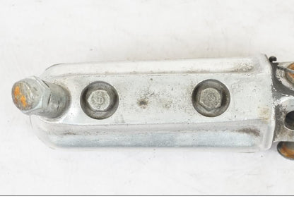 Vänster sida på Fotpinne från en Honda CBR 1000 F -1999 motorcykel.