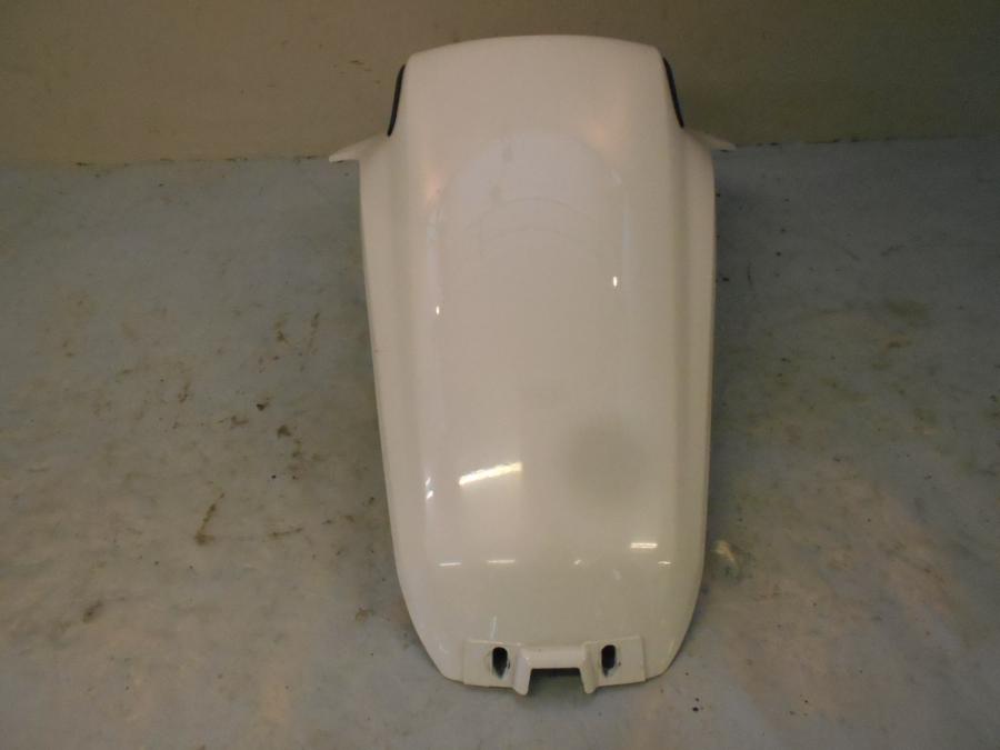 Vänster sida på Bensintankskåpa från en BMW R 1200 GSA -2018 motorcykel.