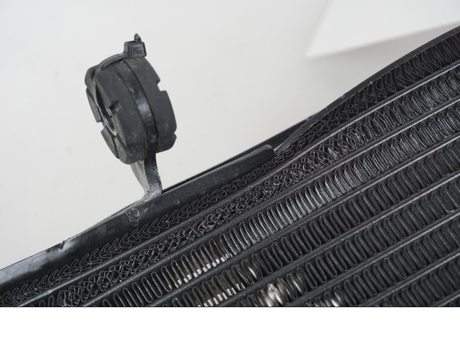 Extrabild5 på Vattenkyl från en Suzuki GSX-R 750 -2009 motorcykel.