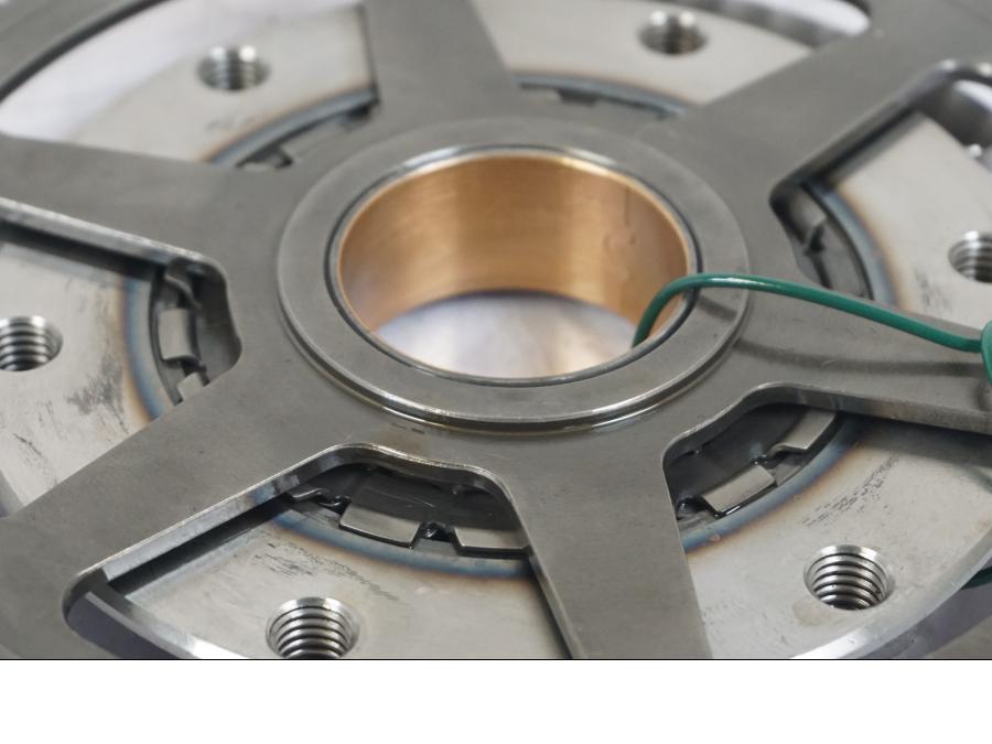 Höger sida på Startkopplingsdrev från en BMW R 1200 GSA -2014 motorcykel.