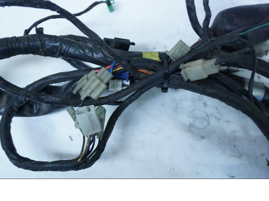 Höger sida på Kabelstam från en Yamaha YZF 1000 R -1997 motorcykel.