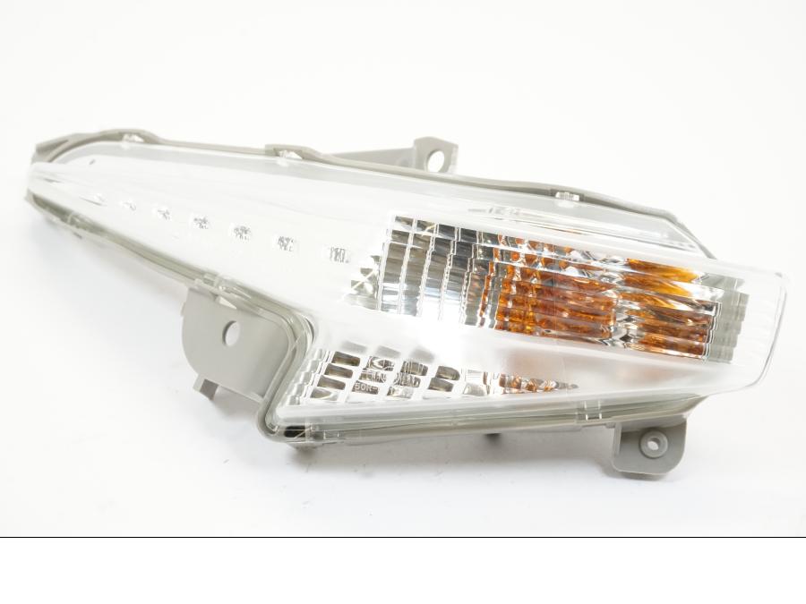 Framsidan på Blinkers från en Suzuki GSX 1300 BK -2008 motorcykel.