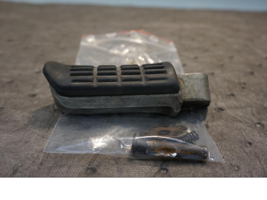 Framsidan på Fotpinne från en Honda NSR 125 -1998 motorcykel.