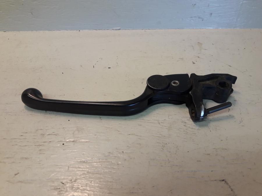 Baksidan på Kopplingsgrepp från en BMW R 1150 GS -2003 motorcykel.