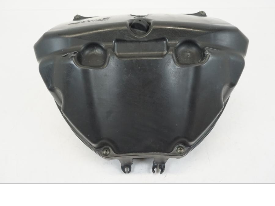 Vänster sida på Luftburk från en Yamaha YZF 1000 R1 -2004 motorcykel.