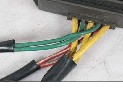 Baksidan på Likriktare från en KTM 690 Duke -2015 motorcykel.