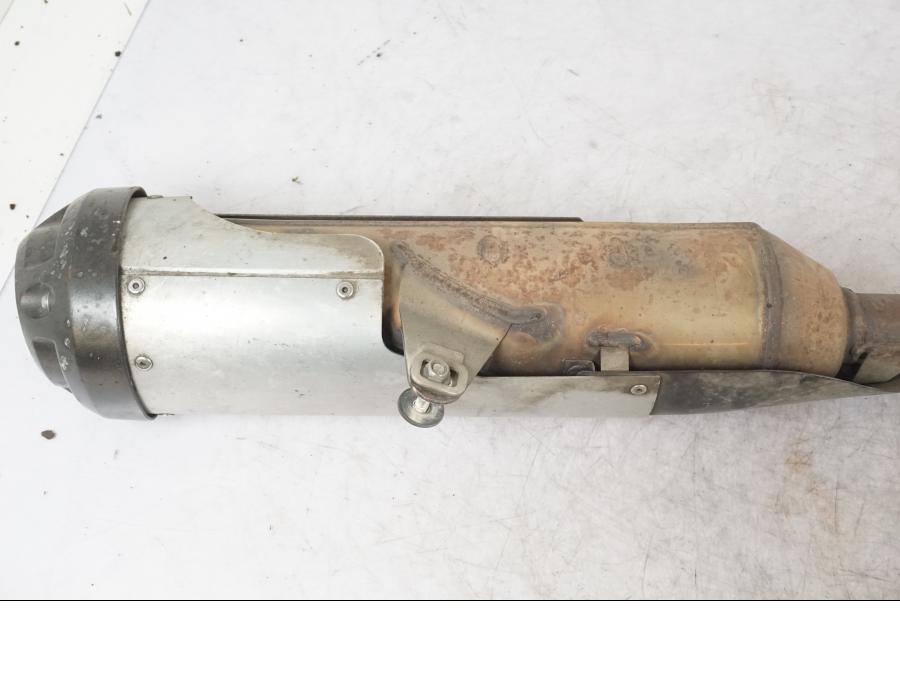 Extrabild1 på Avgassystem från en Yamaha YZF-R 125 -2009 motorcykel.