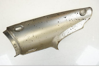 Snett nerifrån på Värmeskydd från en BMW R 1250 GS -2019 motorcykel.