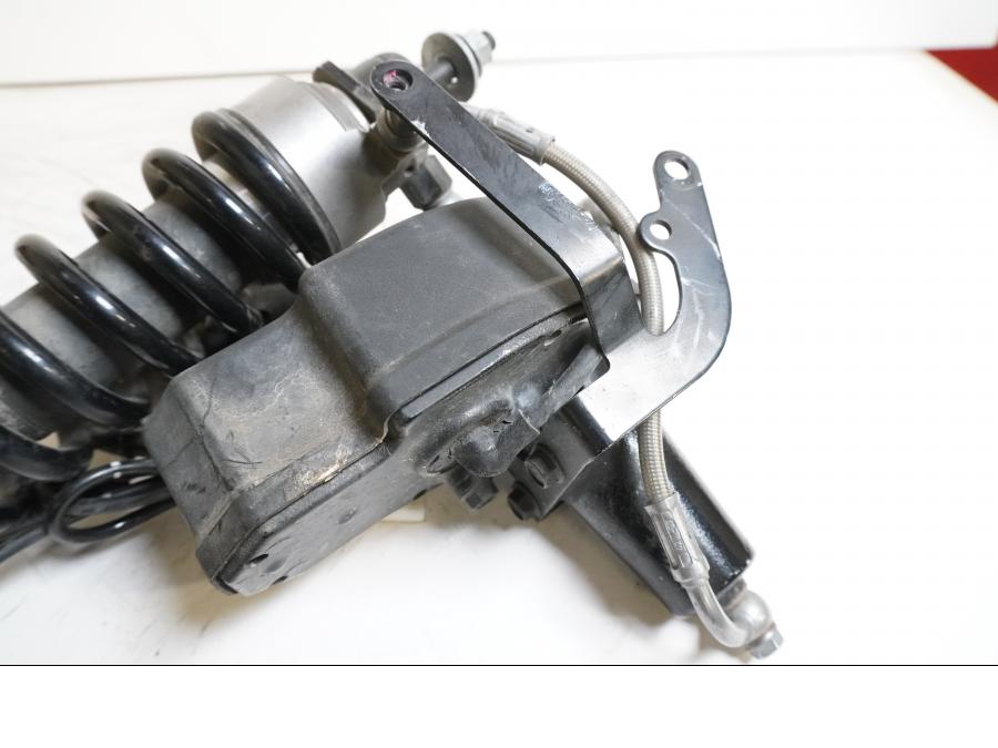 Vänster sida på Stötdämpare ESA från en BMW R 1200 GSA -2008 motorcykel.