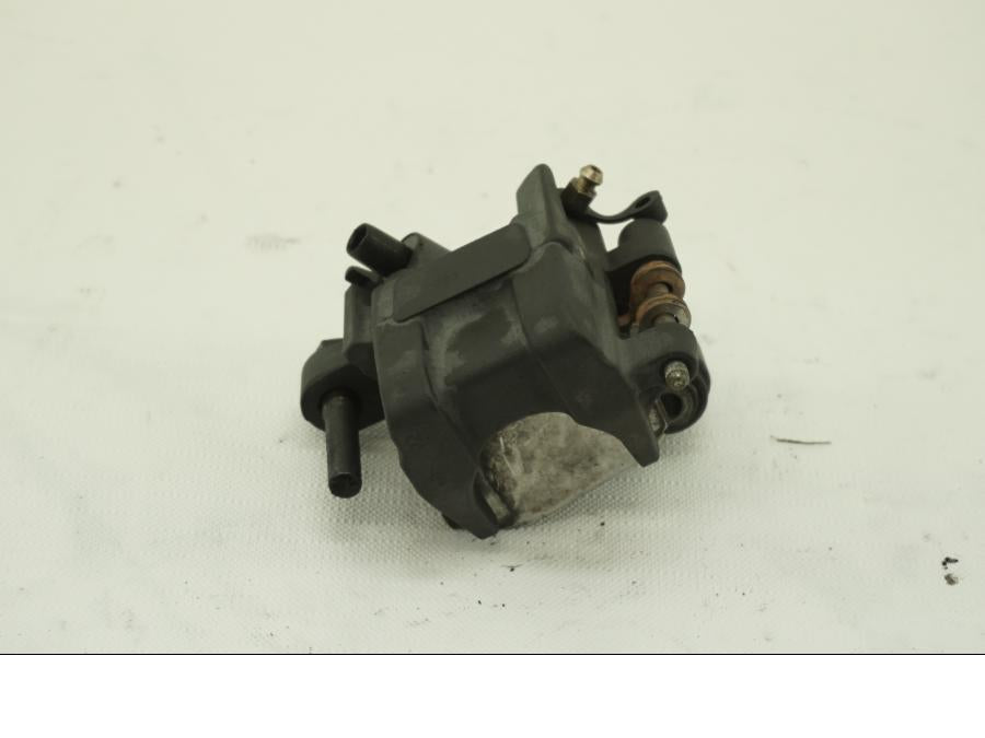 Baksidan på Bromsok från en Yamaha YZF 1000 R1 -2006 motorcykel.