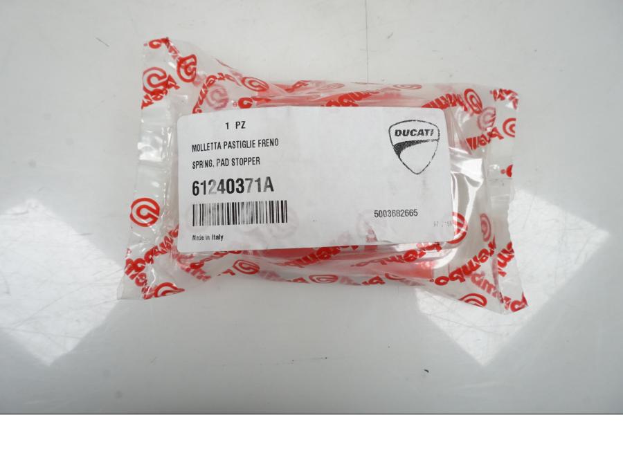 Framsidan på Bromsbelägg från en Ducati Diverse modeller -2024 motorcykel.