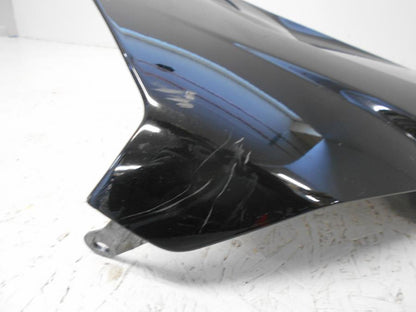 Baksidan på Bensintankskåpa från en BMW S 1000 RR -2016 motorcykel.