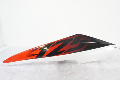 Baksidan på Bakvinge från en Yamaha YZF-R 125 -2008 motorcykel.