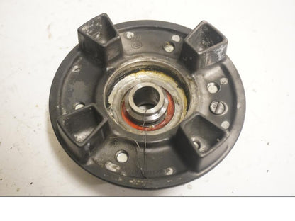 Baksidan på Drevfäste från en Kawasaki ER-6N -2014 motorcykel.