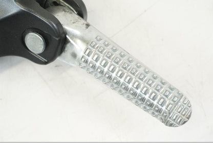 Baksidan på Fotpinne från en Yamaha MT-09 -2021 motorcykel.