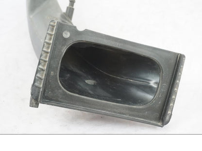 Vänster sida på Luftrör från en BMW R 1200 GSA -2012 motorcykel.