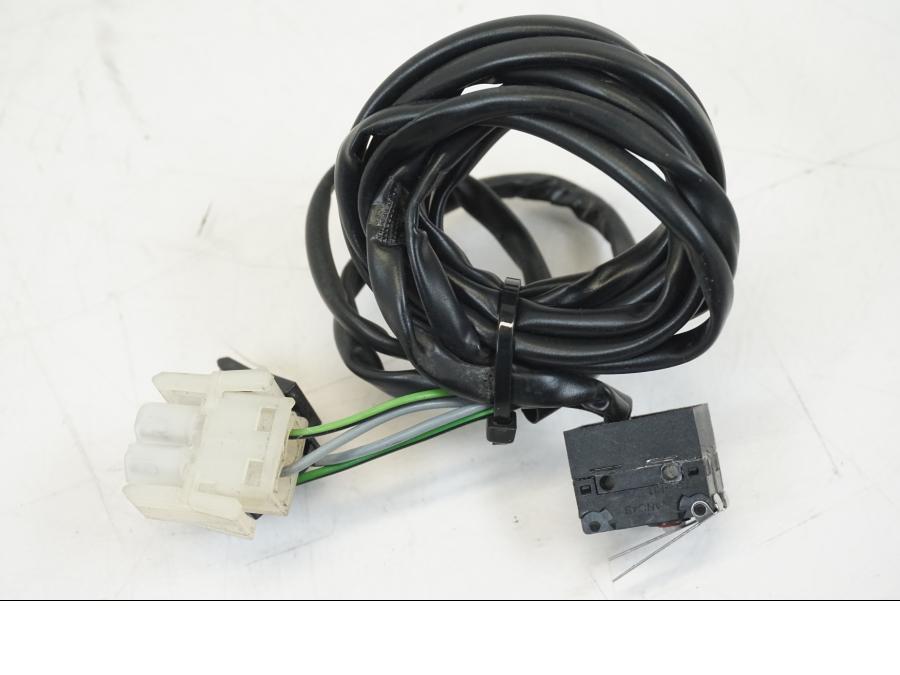 Baksidan på Kopplingskontakt från en BMW K 1200 LT -2004 motorcykel.