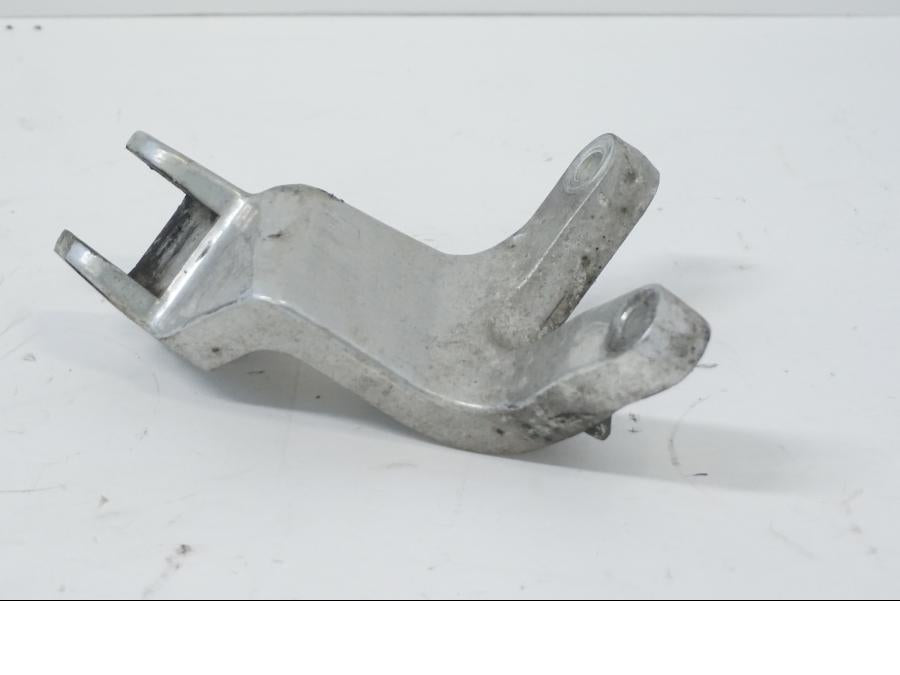 Vänster sida på Fotpinnefäste från en Yamaha YZF 1000 R -1997 motorcykel.