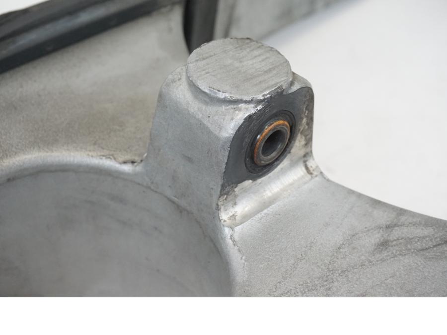 Extrabild4 på Sving från en Triumph TT 600 -2002 motorcykel.