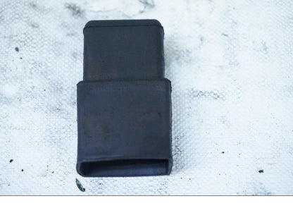 Baksidan på Relä från en Honda VFR 750 -1992 motorcykel.