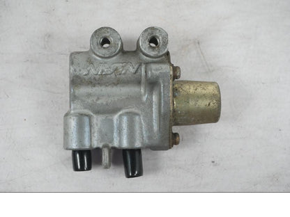 Framsidan på Bromsfördelare från en Honda CBR 1100 XX -1999 motorcykel.