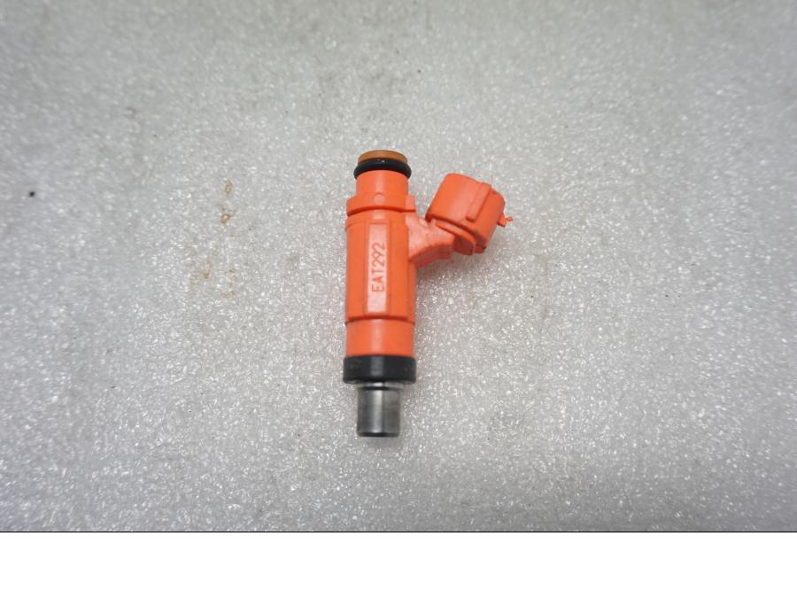 Framsidan på Spridare från en Suzuki SV 650 -2016 motorcykel.