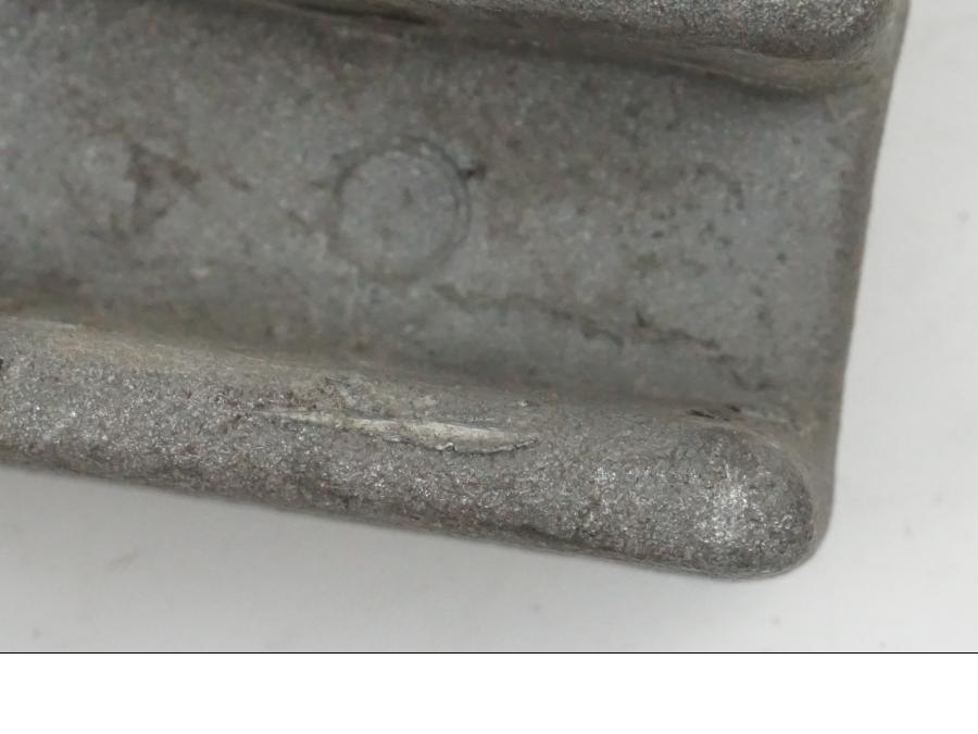 Baksidan på Bromsoksfäste från en Honda CB 500 X -2015 motorcykel.