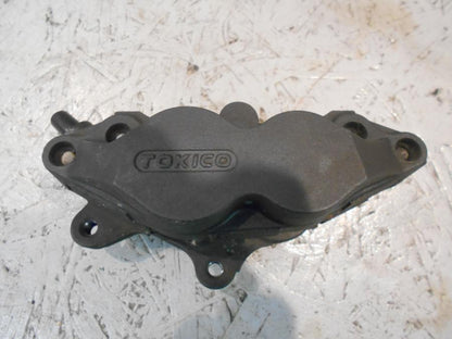 Baksidan på Bromsok från en BMW K 1300 R -2009 motorcykel.