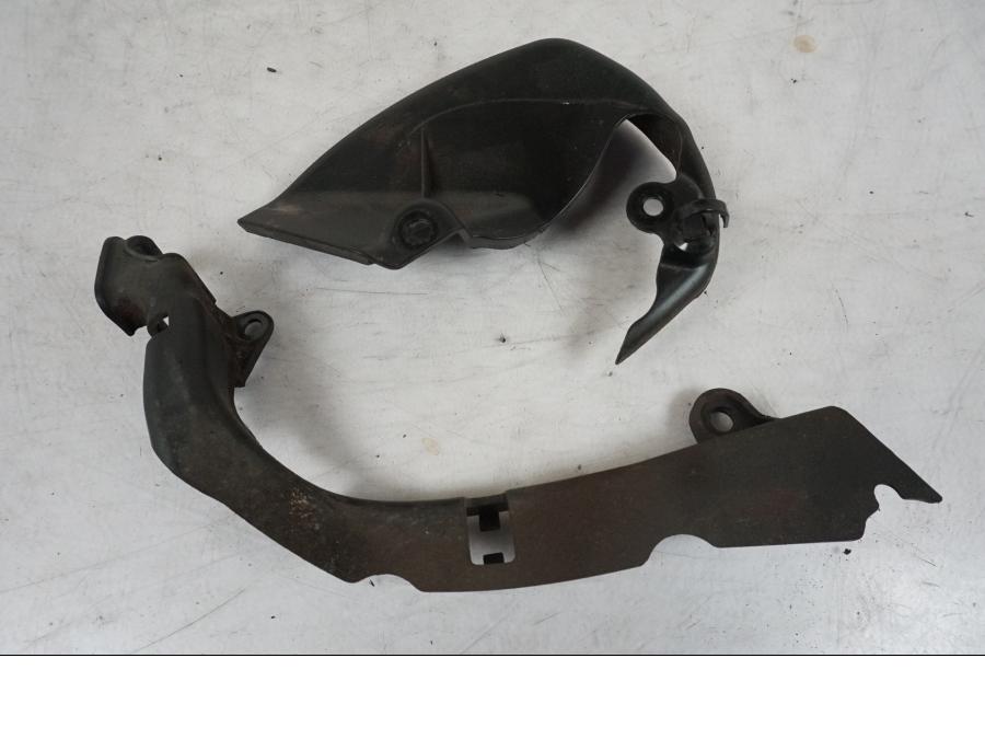 Baksidan på Drevkåpa från en Triumph Bonneville T120 -2021 motorcykel.