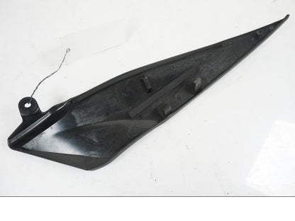 Baksidan på Bensintankskåpa från en Yamaha YZF 1000 R1 -2007 motorcykel.