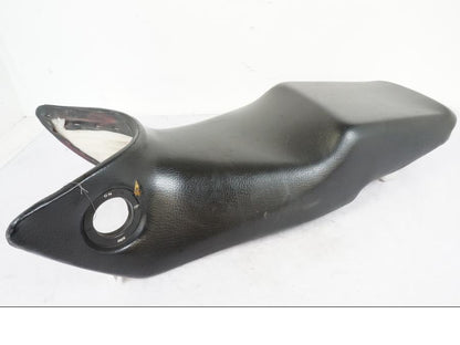 Framsidan på Sadel från en Honda CBR 1000 F -1999 motorcykel.