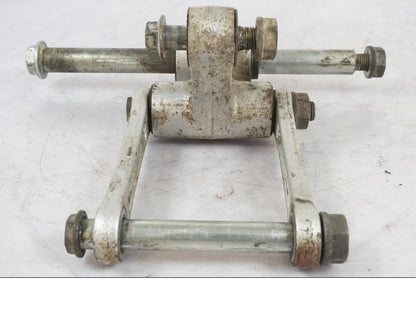 Extrabild1 på Stötdämparlänkage från en Kawasaki KL 650A -1987 motorcykel.