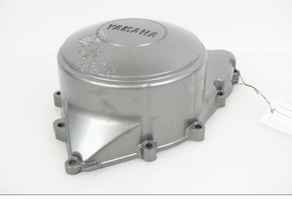 Baksidan på Generatorkåpa från en Yamaha FJR 1300 -2005 motorcykel.