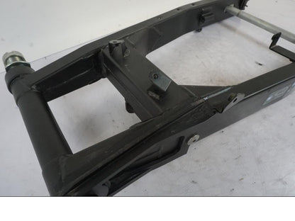 Extrabild2 på Sving från en Kawasaki Z 800 -2014 motorcykel.