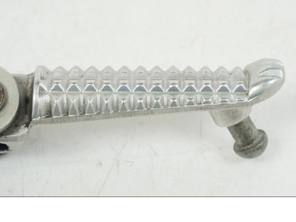 Baksidan på Fotpinne från en Yamaha YZF 1000 R1 -2007 motorcykel.