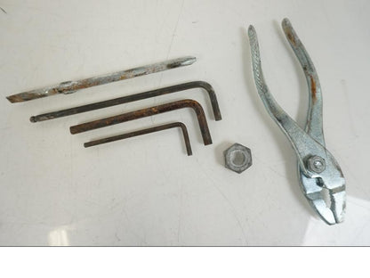 Höger sida på Verktyg från en Yamaha YZF 1000 R1 -2007 motorcykel.