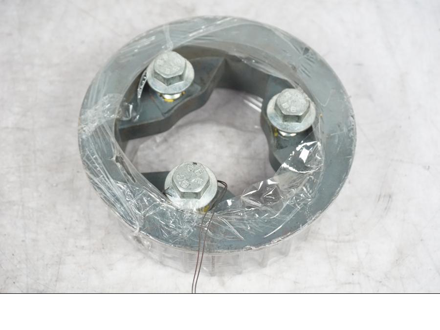 Höger sida på Remdrev från en H-D V-Rod 1130 -2005 motorcykel.