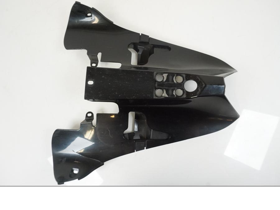 Extrabild1 på Undertail från en Yamaha YZF 1000 R1 -2007 motorcykel.