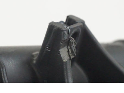 Höger sida på Tändspole Kåpa från en Husqvarna 701 SUPERMOTO ABS -2016 motorcykel.