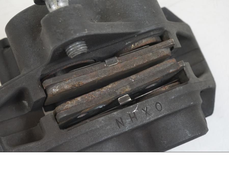 Extrabild2 på Bromsok från en Yamaha YZF 1000 R1 -2001 motorcykel.