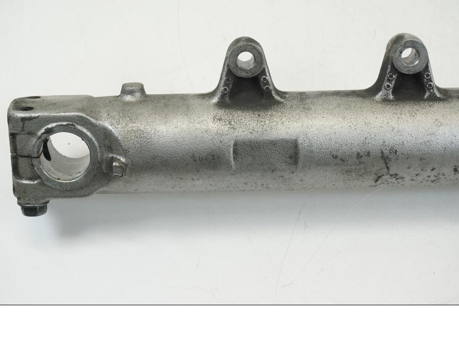 Extrabild3 på Gaffelben från en Honda CB 750 -2002 motorcykel.