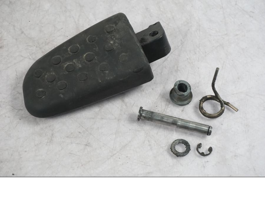 Framsidan på Fotpinne från en BMW K 1600 GTL -2015 motorcykel.