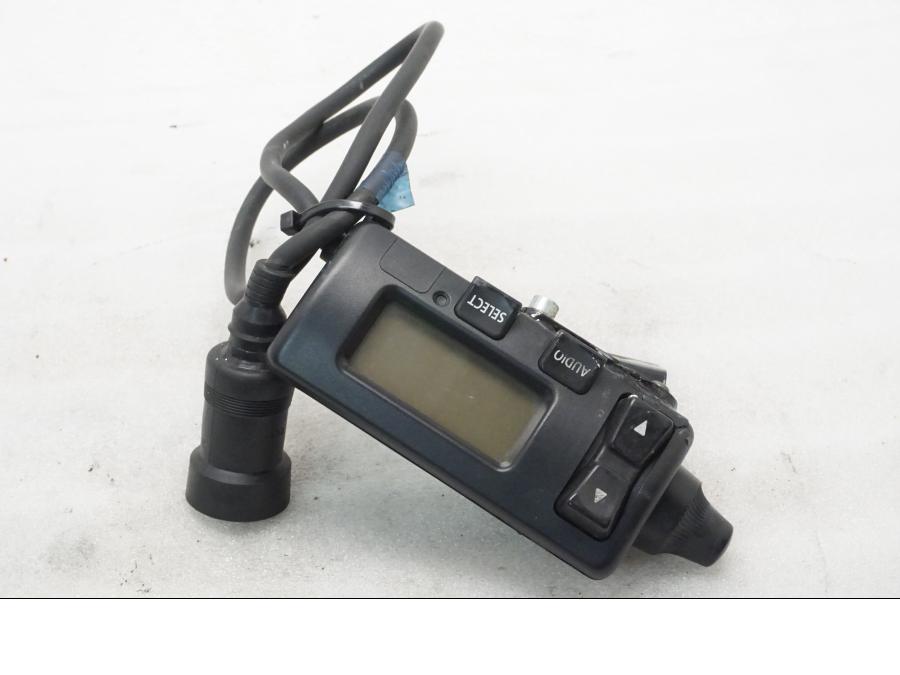 Framsidan på Kontrollpanel från en Yamaha XVZ 13TD -1999 motorcykel.