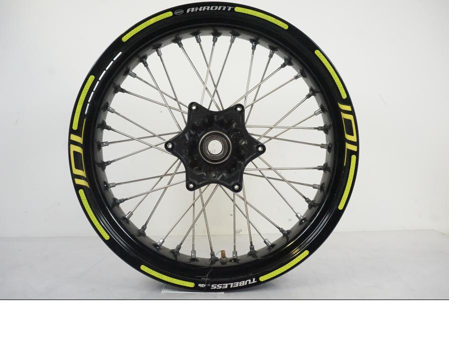 Extrabild1 på Fälg från en Husqvarna 701 SUPERMOTO ABS -2016 motorcykel.