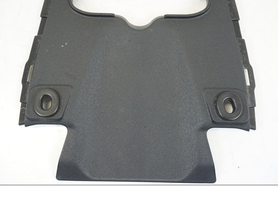 Baksidan på Undertail från en Yamaha MT-09 -2021 motorcykel.