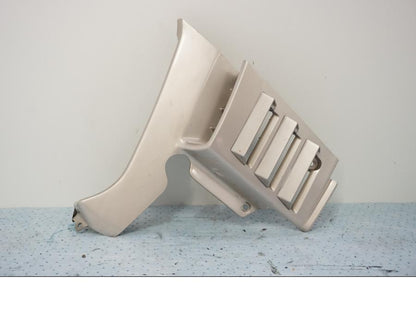 Framsidan på Sidkåpa från en Honda GL 1200 -1987 motorcykel.