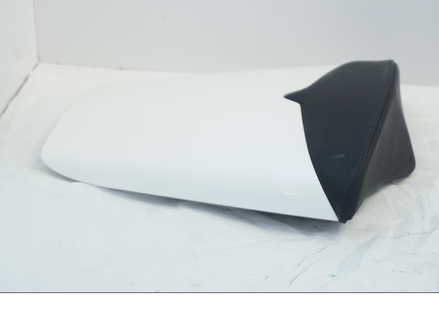 Baksidan på Kuts från en Triumph Daytona 675 -2010 motorcykel.